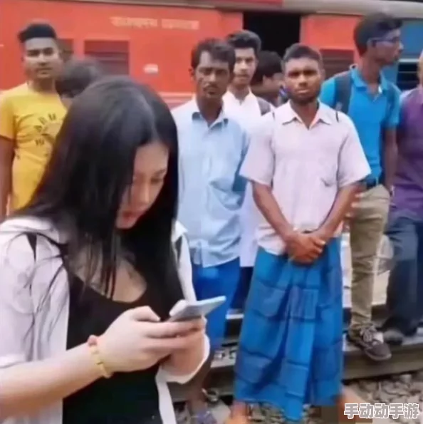 韩国一二区:网友热议该地区的文化差异与生活方式,纷纷分享个人经历和看法,引发广泛讨论 韩国一二区:网友热议该地区的文化差异与生活方式,纷纷分享个人经历和看法,引发广泛讨论