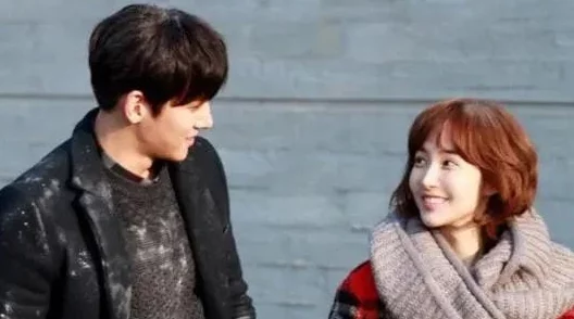 黑料网独家爆料热点黑料:分析近期网络热门事件与公众关注话题的深度解析与讨论 黑料网独家爆料热点黑料:分析近期网络热门事件与公众关注话题的深度解析与讨论