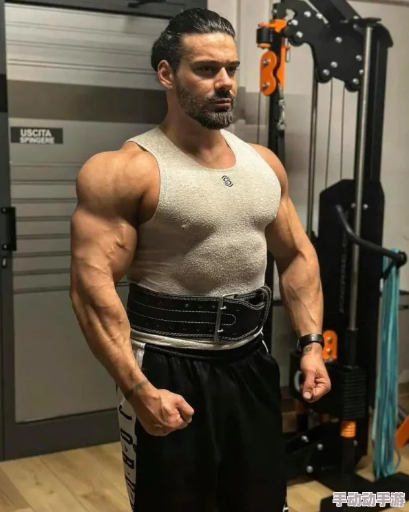 欧美猛男GV巨大粗爽激情：探索其背后文化现象与市场趋势的深度分析与影响力评估