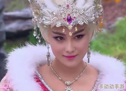 把妲己吊起来揉搓双乳的图片：解读她在中国古代神话中的角色与象征意义