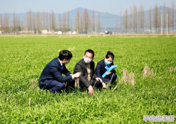 老师脱 让学生摸 91，课堂上发生的这一幕引发了广泛关注与讨论，教育界对此事件反应不一