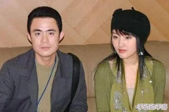 黑料专区 - 往期内容：某明星被曝与神秘富豪秘密约会，背后真相引发网友热议！