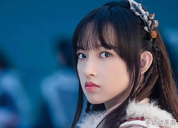 程潇鞠婧祎双飞小说曝光，背后隐藏的友情与竞争关系引发热议，粉丝们纷纷猜测她们的真实情感！